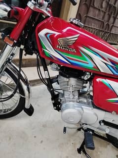 Honda CG 125 Final price 10/10 condition GOLDEN Number