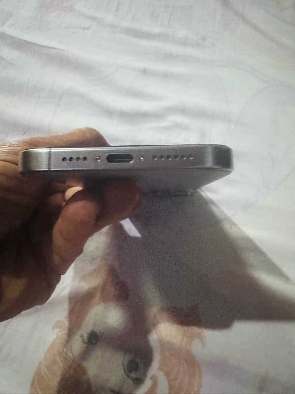 iPhone 15 pro max physical SIM Wala iCloud  03410786512 cell my W 6