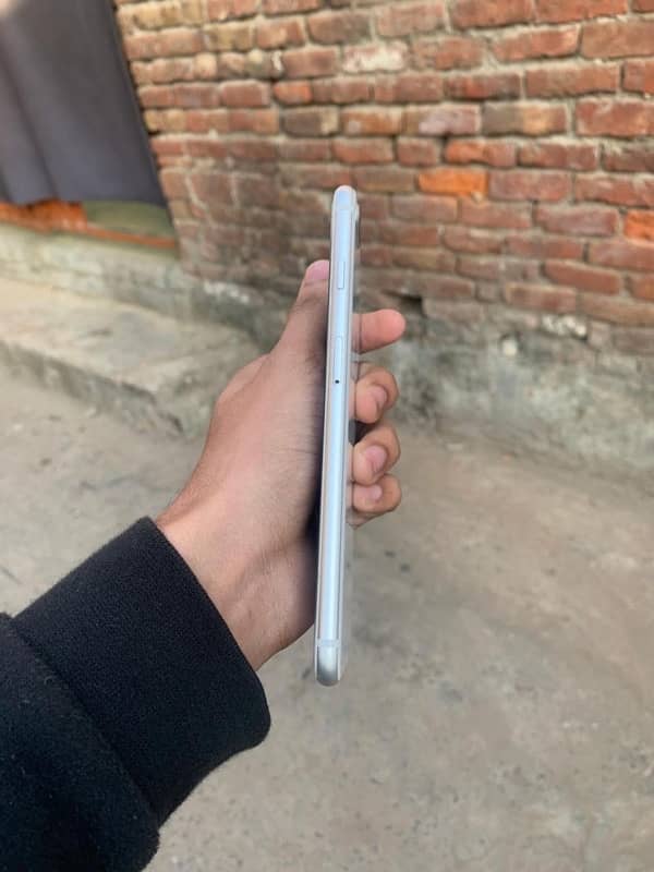 iPhone 8 Plus JV PTA WhatsApp no. 03281054074 5