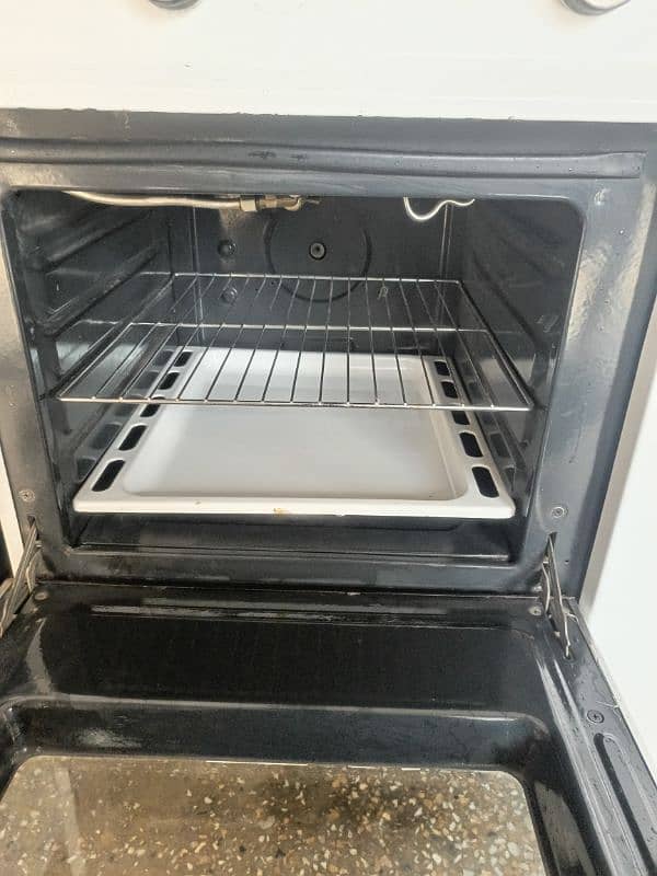 Ariston oven 0