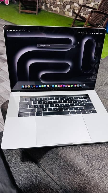 McBook Pro 2017 16GB 1TB SSD 15Inch 4