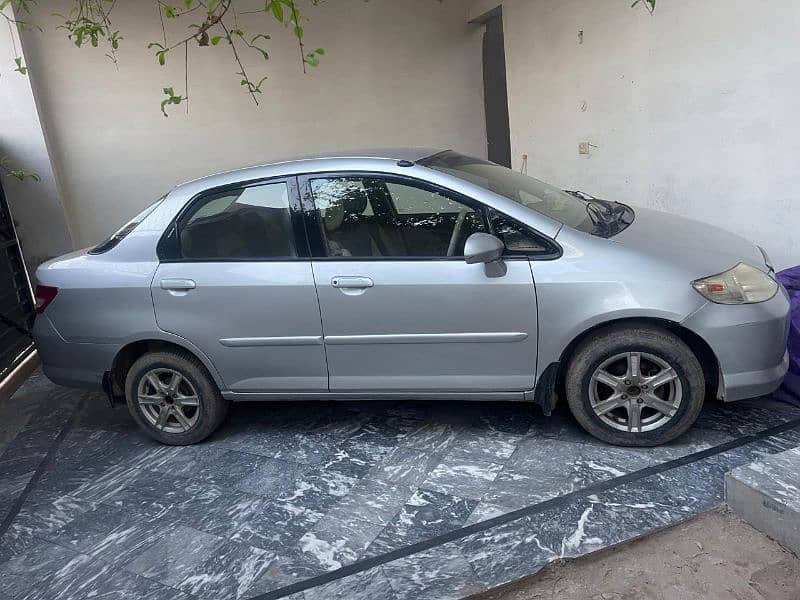 Honda City IDSI 2005 5