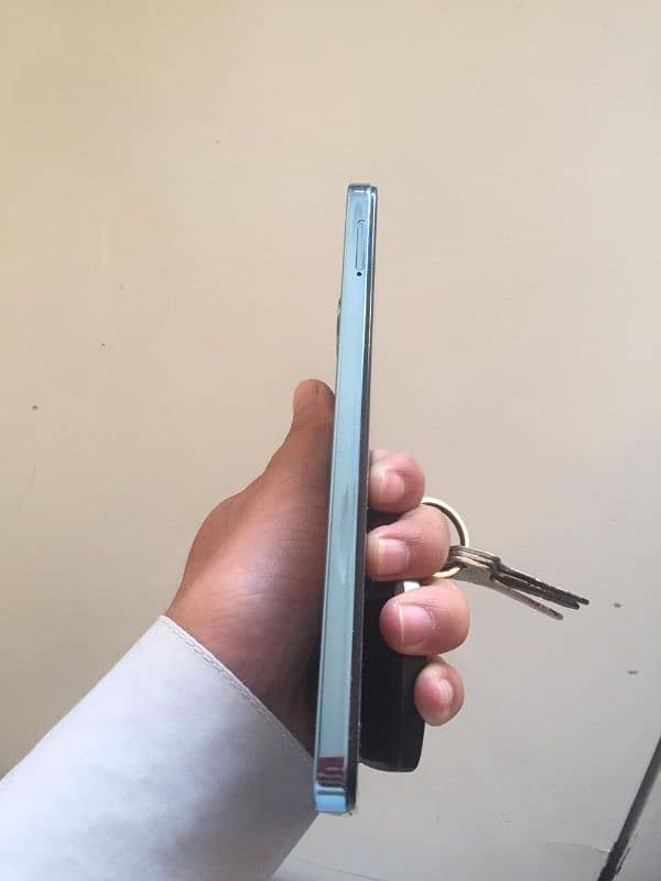 Tecno spark 20 genuine no opens 6