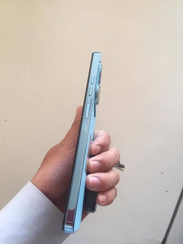 Tecno spark 20 genuine no opens 7