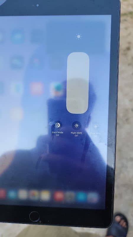 iPad 7 generation true tone working finger ID working 32GB all ok 5