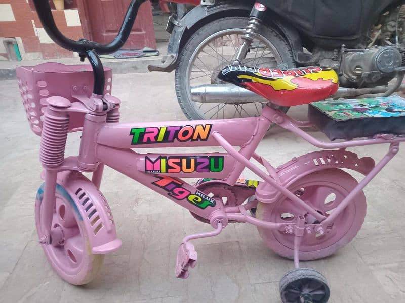 kids cycle good condition 1