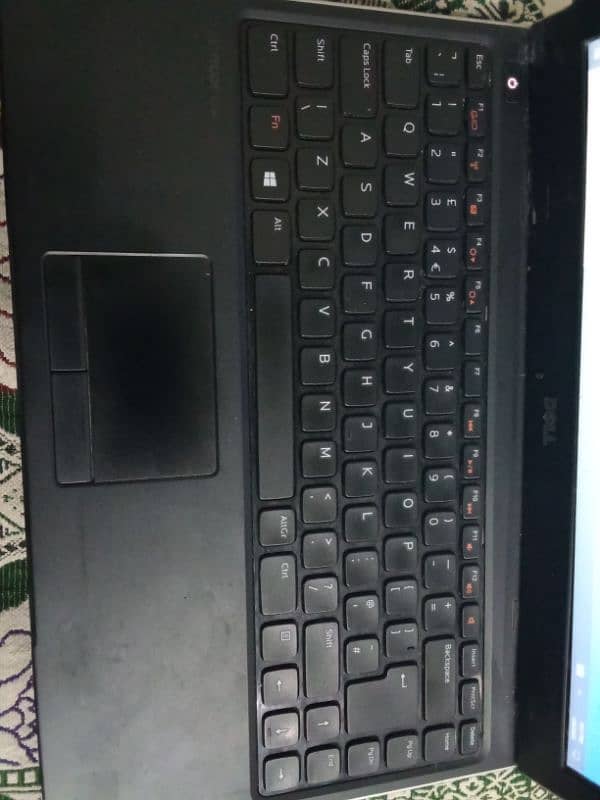 laptop latitude 3330 urgent sale 1