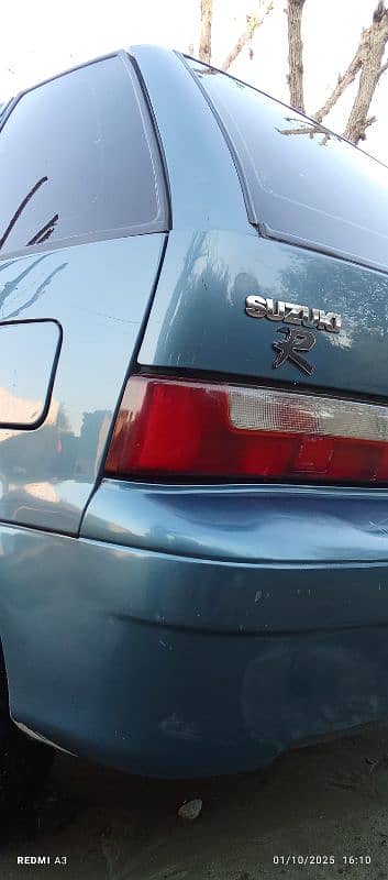 Suzuki Cultus vxri original 2009 / 2010 4