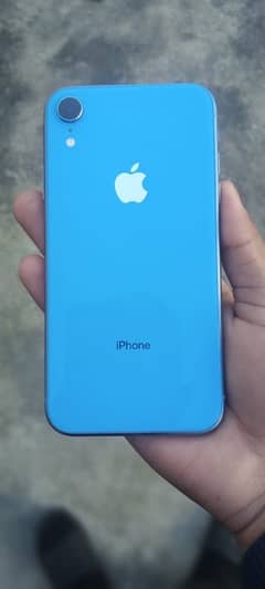 IPhone XR with all accessories