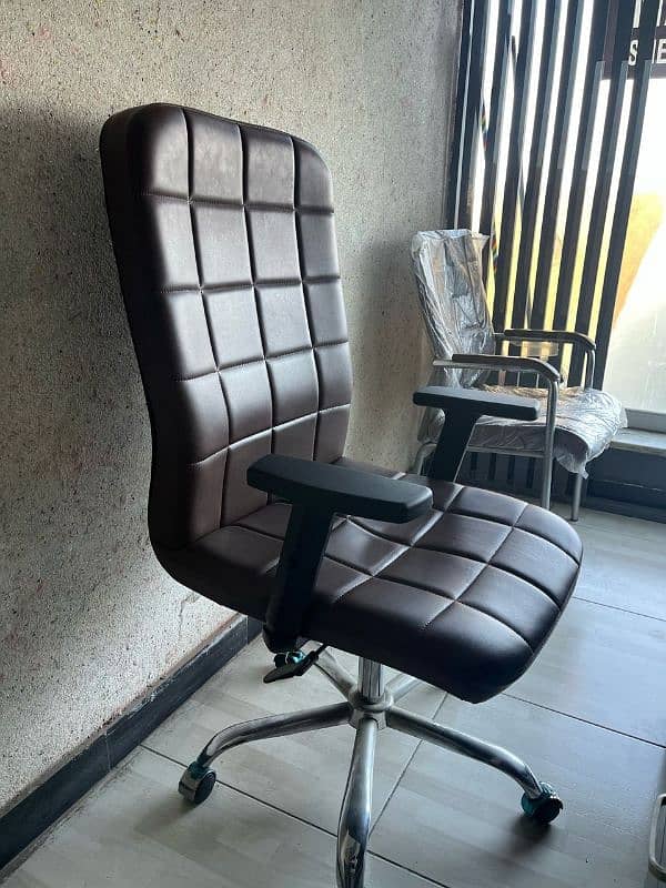 office furniture brand new condition 6