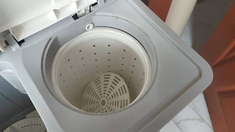 Brand New Condition Washer and Dryer for sale 0