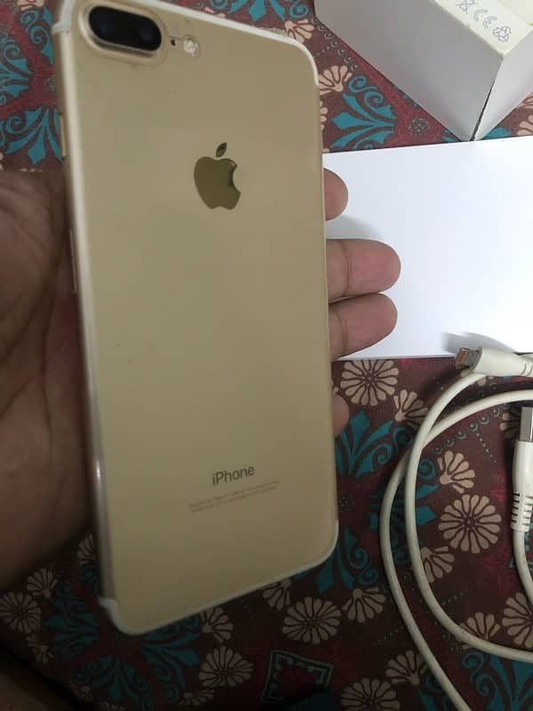 IPHONE 7 plus 32 GB PTA approved 2