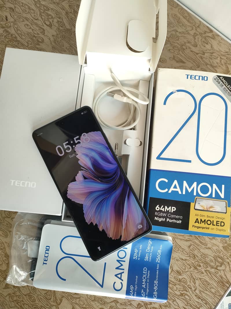 Tecno Camon 20 (8/256) 1