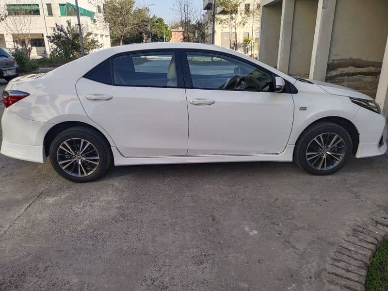 Toyota Corolla Altis 2021 1.6 X 14