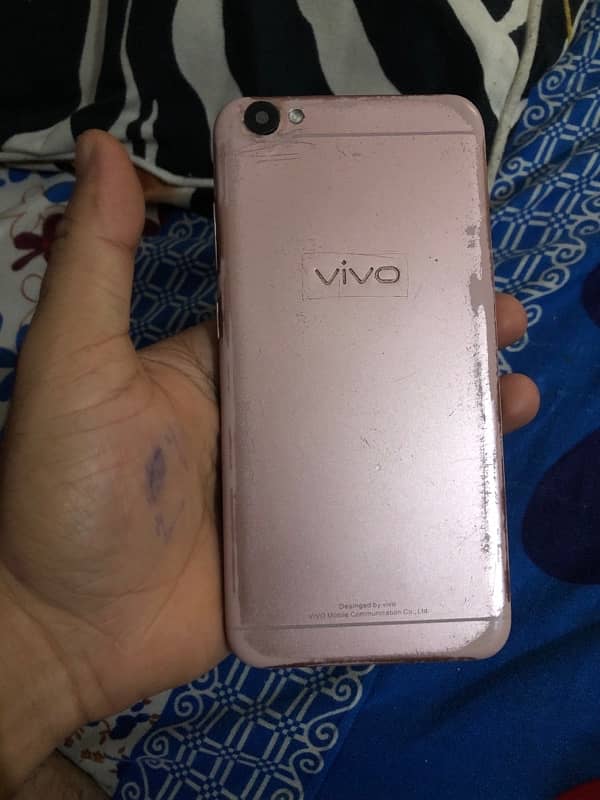 Vivo y64 and Motorolla turbo 2 (10000 dono ka) 1