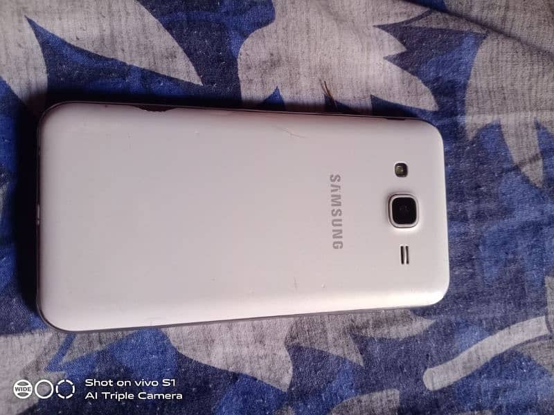 Samsung Galaxy j5 2