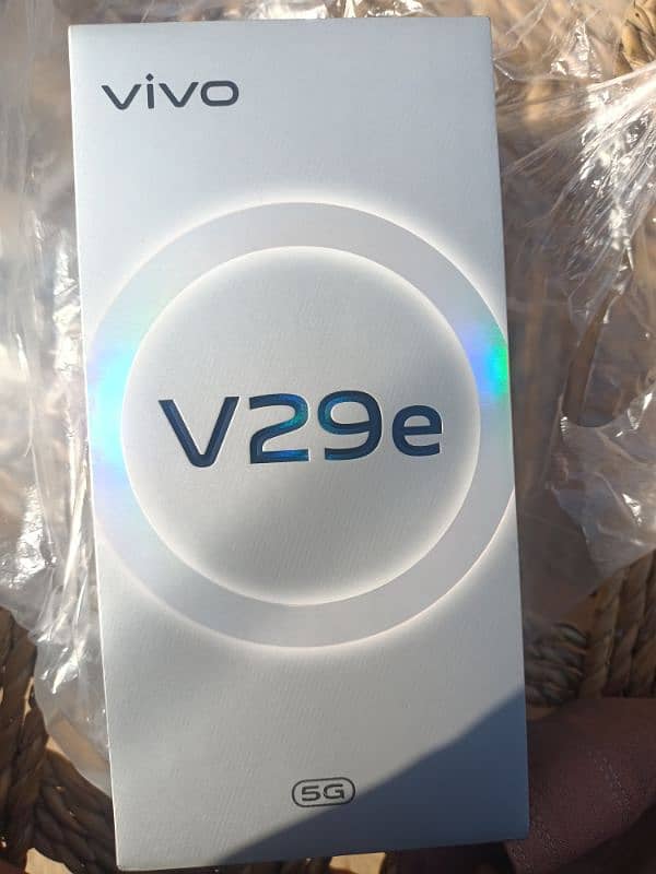 vivo v29e 5G 16+256 complete box 7