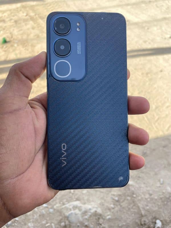 vivo y19s 3