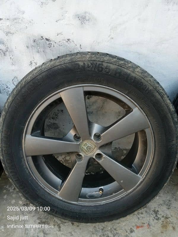 16 inch Rim and Tyre used  205/55R16 2 Yokohama And 2 215/R16 BG luxo 2