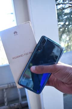 HUAWEI