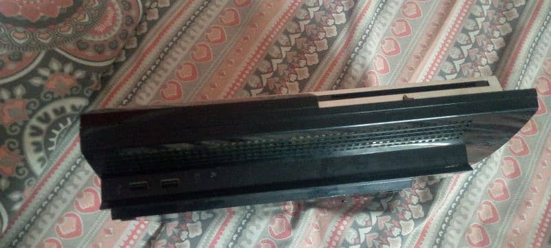 ps3 fat with 15 games and 750 GB hard drive 3