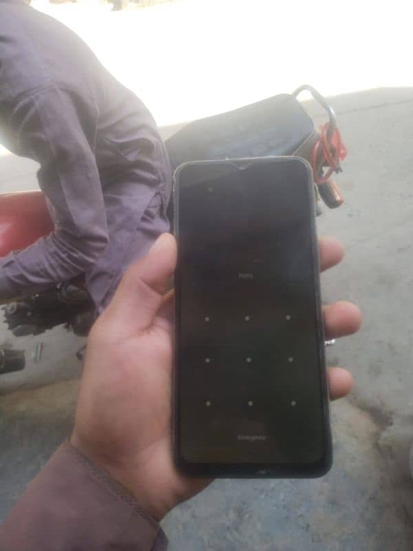 vivo y33s  condition 10by10 0