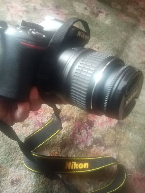 Excellent condition Nikkon D5200 18 55 camera 3