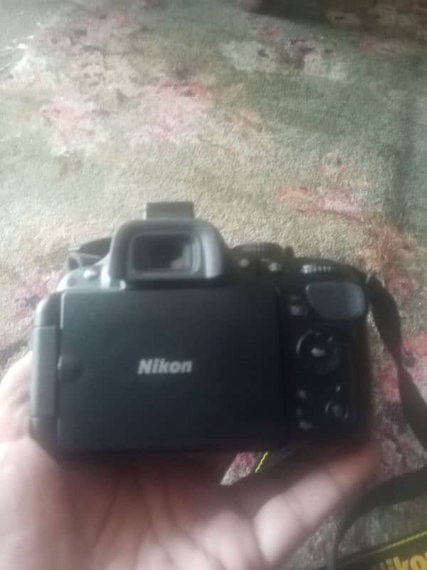 Excellent condition Nikkon D5200 18 55 camera 5