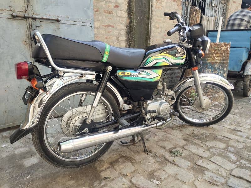 HONDA CD 70cc 2023 model 2