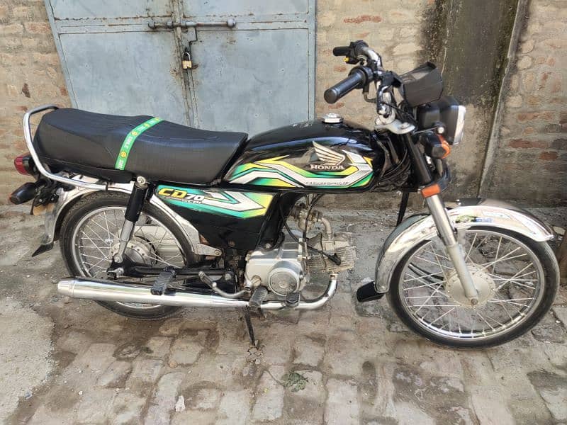 HONDA CD 70cc 2023 model 3