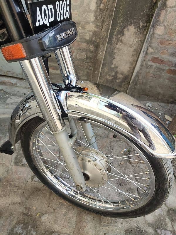 HONDA CD 70cc 2023 model 8