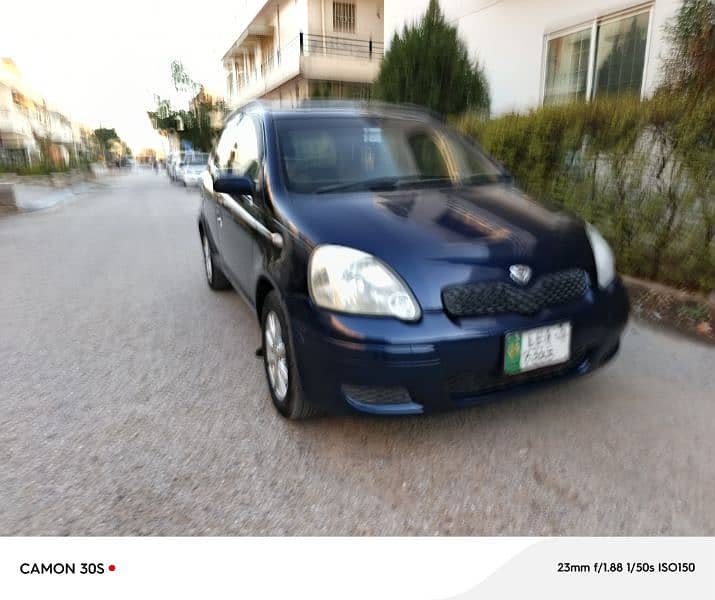 Toyota Vitz  Manual Model 2003 , Import 2007 7