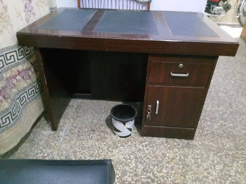 Office table urgent sell 2
