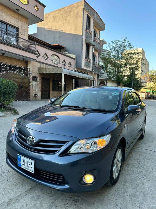 Toyota Corolla Altis 2013 4