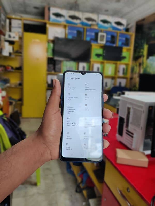 realme 5s 4/128gb 4