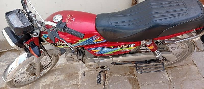 bike bilkul theek ha good condition 3