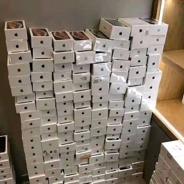 i Phone 8plus, 11,12,13,14,15 pro max on instalment Whatsap 3062623924 8