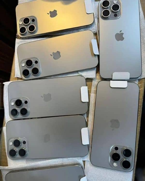 i Phone 8plus, 11,12,13,14,15 pro max on instalment Whatsap 3062623924 10