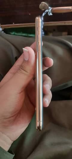 iphone 11pro max non pta golden colour