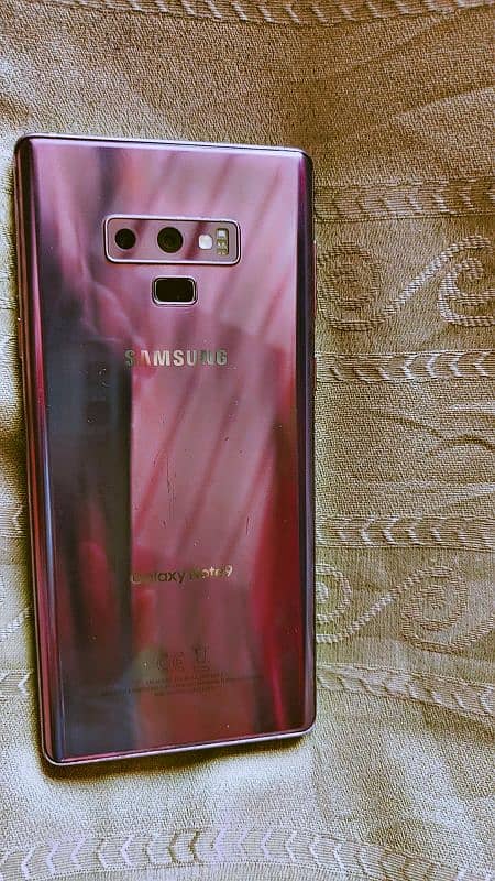 Samsung galaxy note 9 9/10 condition 0