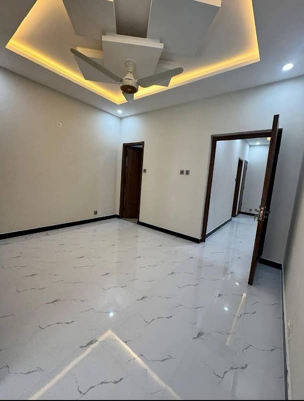 Fully Renovated Tile Floor Flat For Rent G-11/4 2