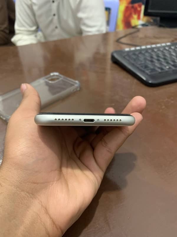 iphone 11 | 64gb | Jv 2