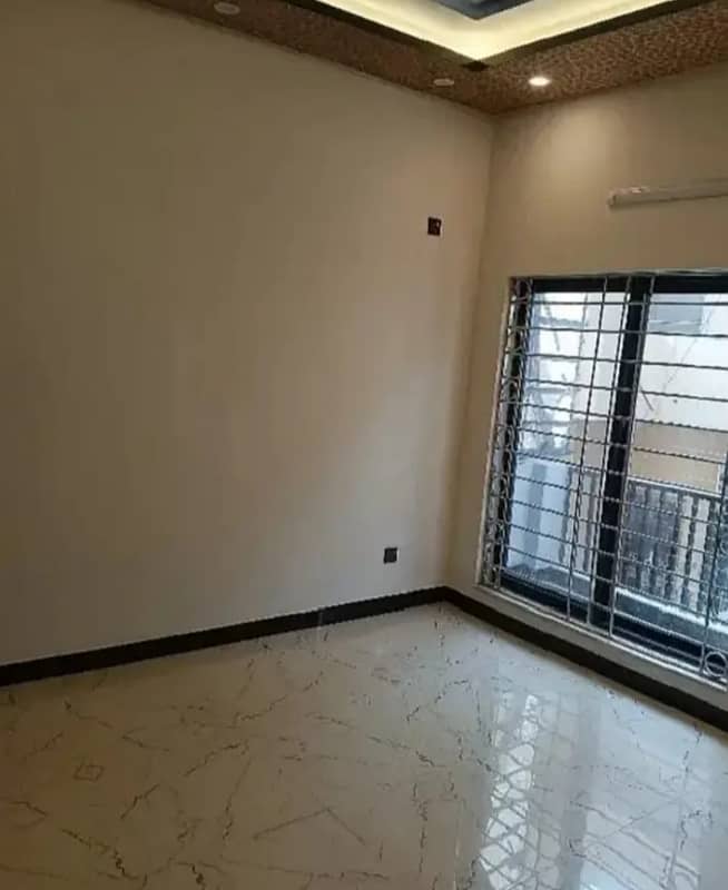 Flat For Sale 11