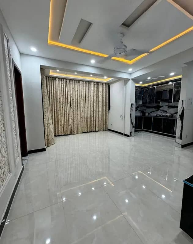 G-11/4 PHA D-Type Fully Renovated Tile Floor Flat For Sale 4