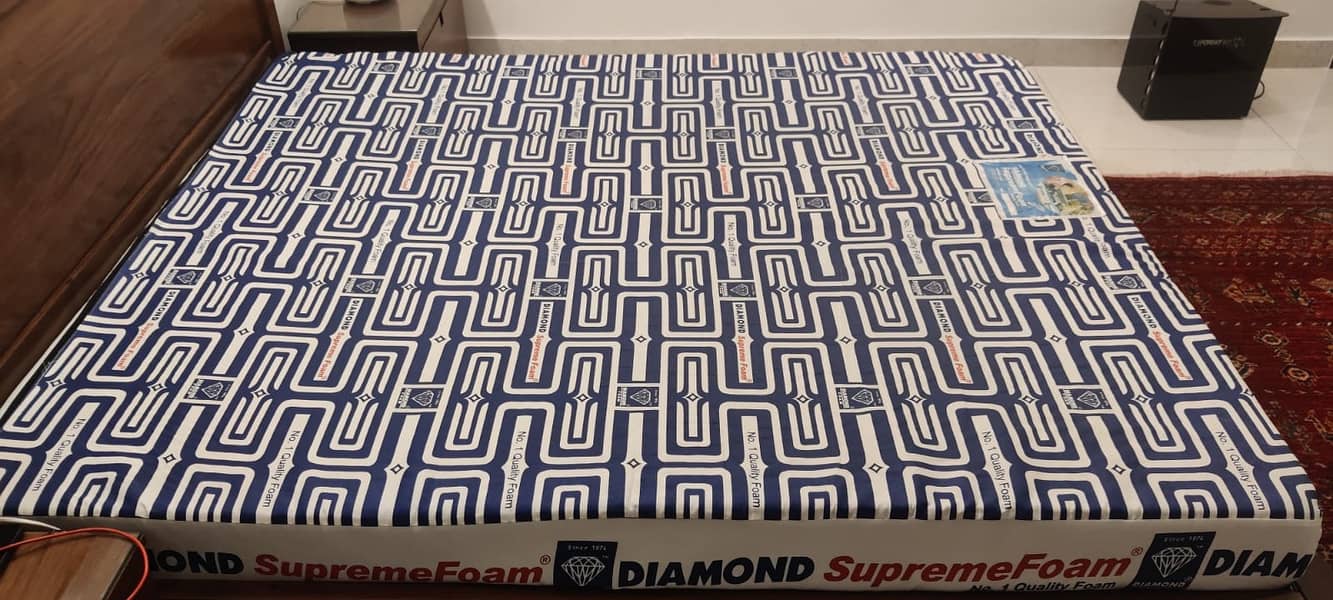 *Like New* Diamond Supreme Foam Mattress for immediate sale 0