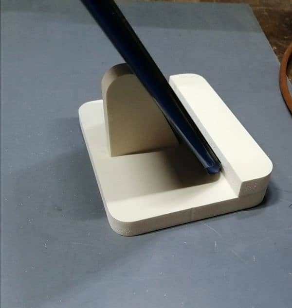 Mobile Stand made of Solid peice best quality material Non slipe 4