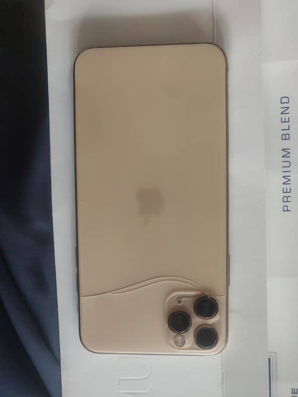 iphone 11pro max non pta golden colour 8