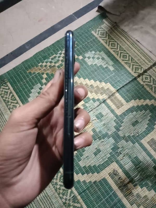 iPhone 11 pro 0