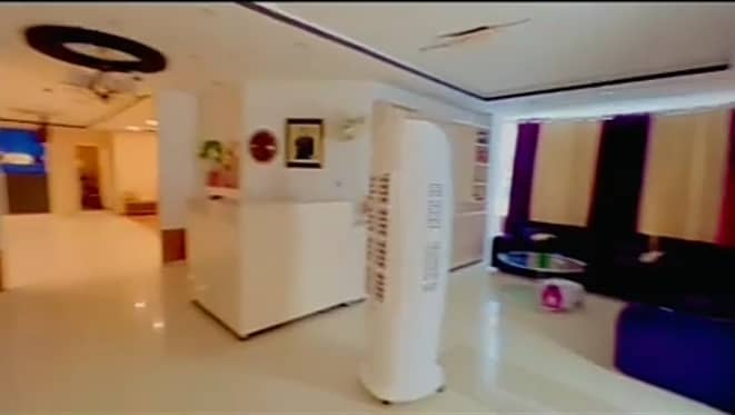 Ladies Saloon & Aesthetic Clinic 0