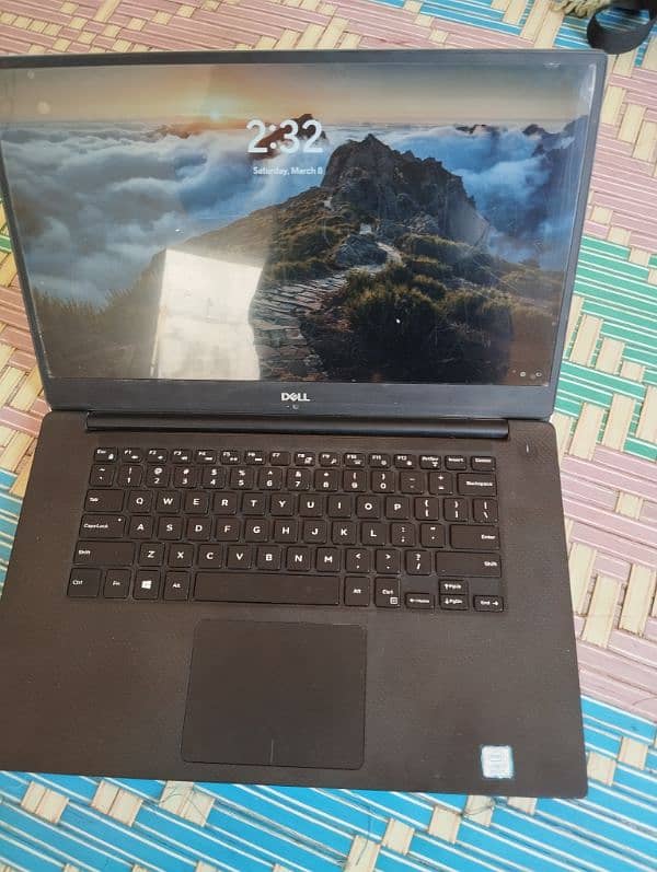 Dell Precision 5530 1